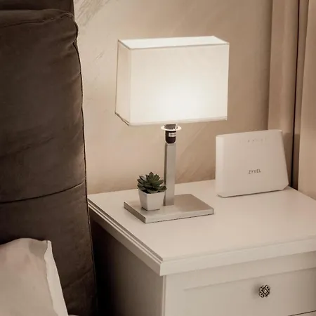 Ariston A 200m-luxury Con A/c & Wi-fi Apartman San Remo