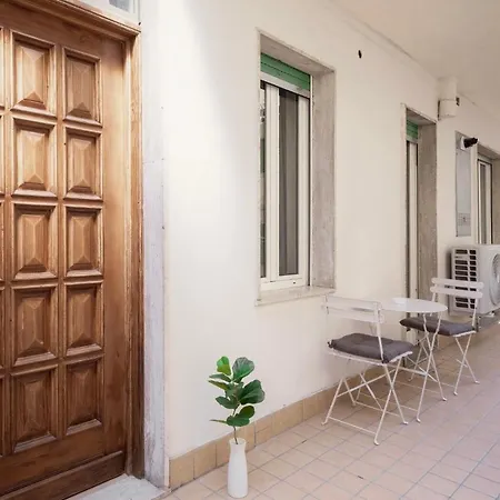 Ariston A 200m-luxury Con A/c & Wi-fi Apartman