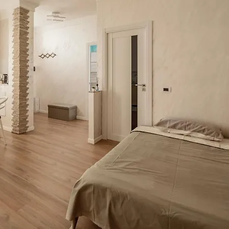 Apartment Ariston A 200m-luxury Con A/c & Wi-fi *