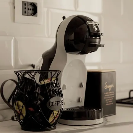 Ariston A 200m-luxury Con A/c & Wi-fi