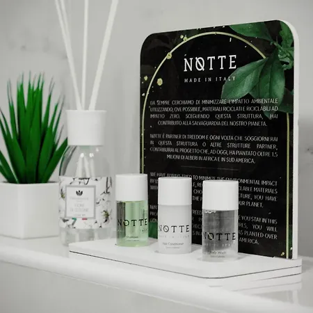 Ariston A 200m-luxury Con A/c & Wi-fi